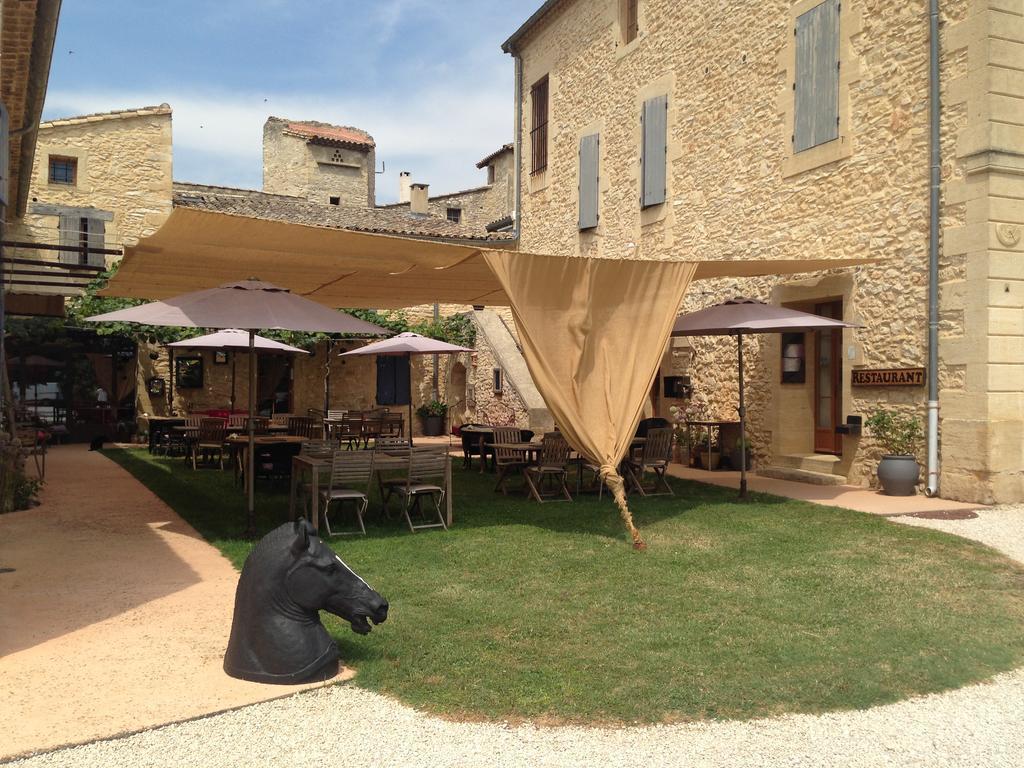 Domaine Saint Martin Hotel Valliguieres Exterior photo